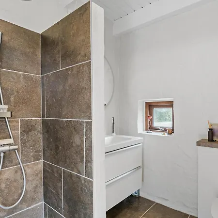 1 Bedroom Pet Friendly In Egå