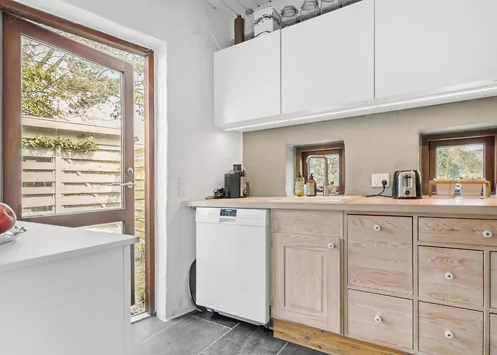 1 Bedroom Pet Friendly In Egå