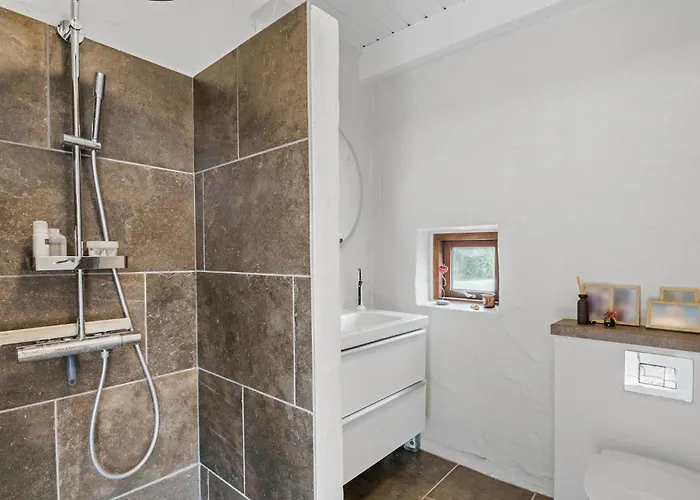 1 Bedroom Pet Friendly In Egå